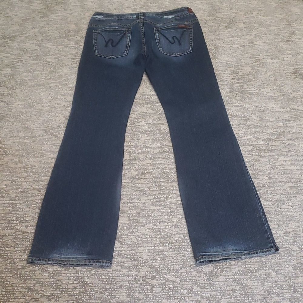 Silver brand Tuesday boot 👢 cut jeans - Picture 10 of 10
